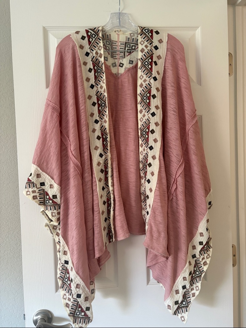 POL Embroidered Pink Boho Kimono Cardigan